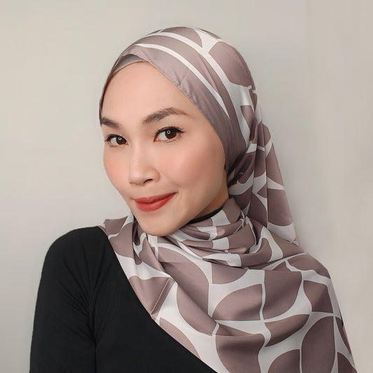 Shawl: Ines Deep Mauve