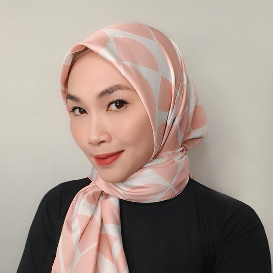 Bawal: Ines Apricot