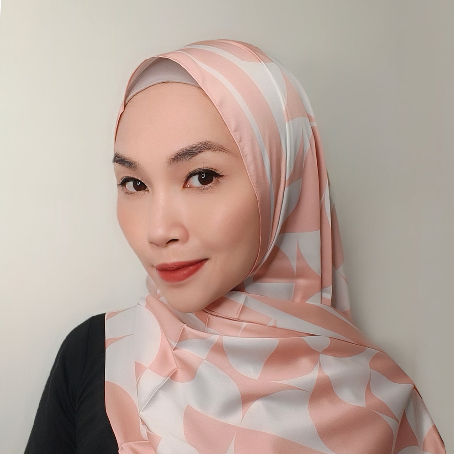 Shawl: Lili Apricot