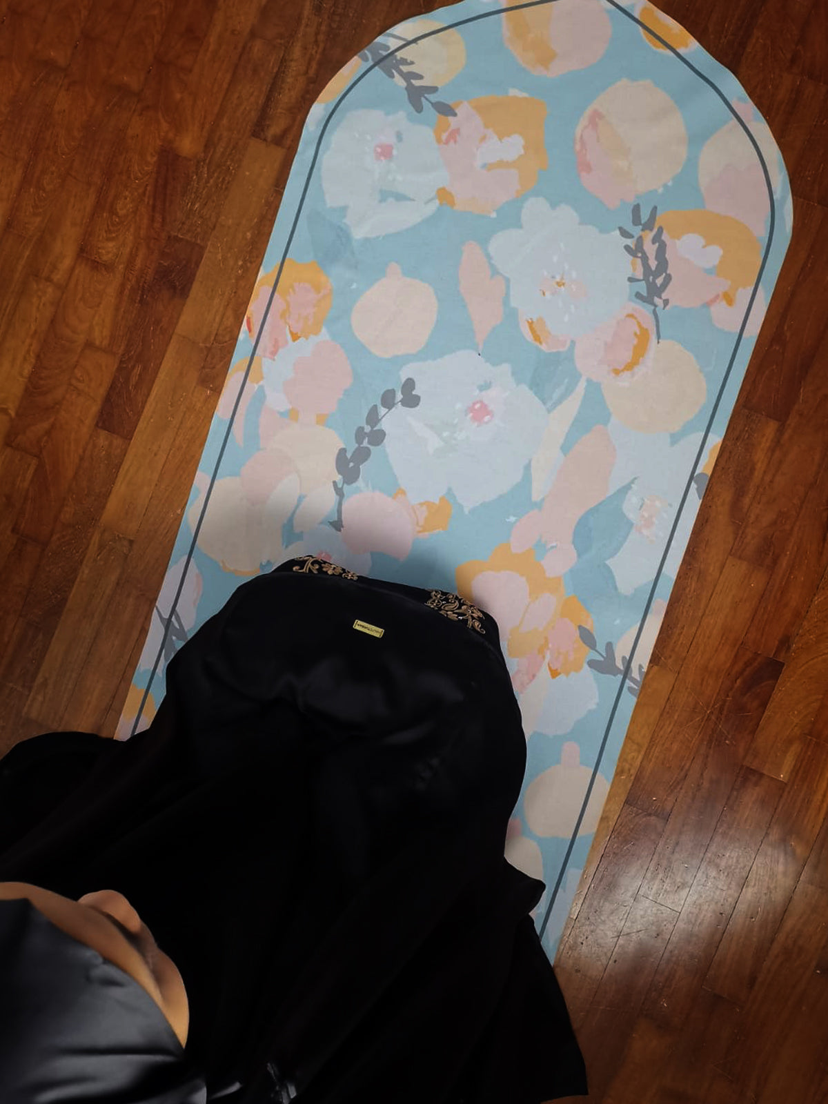 Travel Prayer Mat with Pouch: Bloom